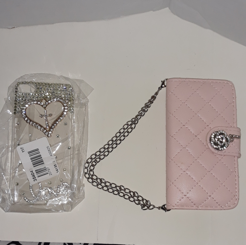 2 adorable iPhone 5 cases